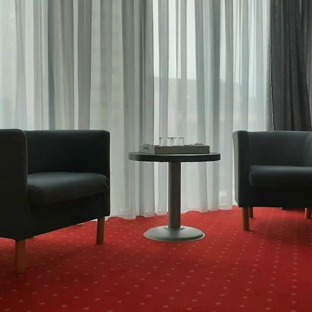 Hotel Corona Drobeta Turnu Severin Exterior foto
